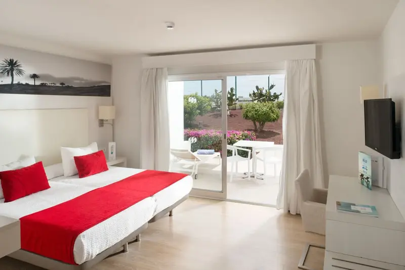 14-Hotel-Aequora-Lanzarote-Suites-Junior-Suite