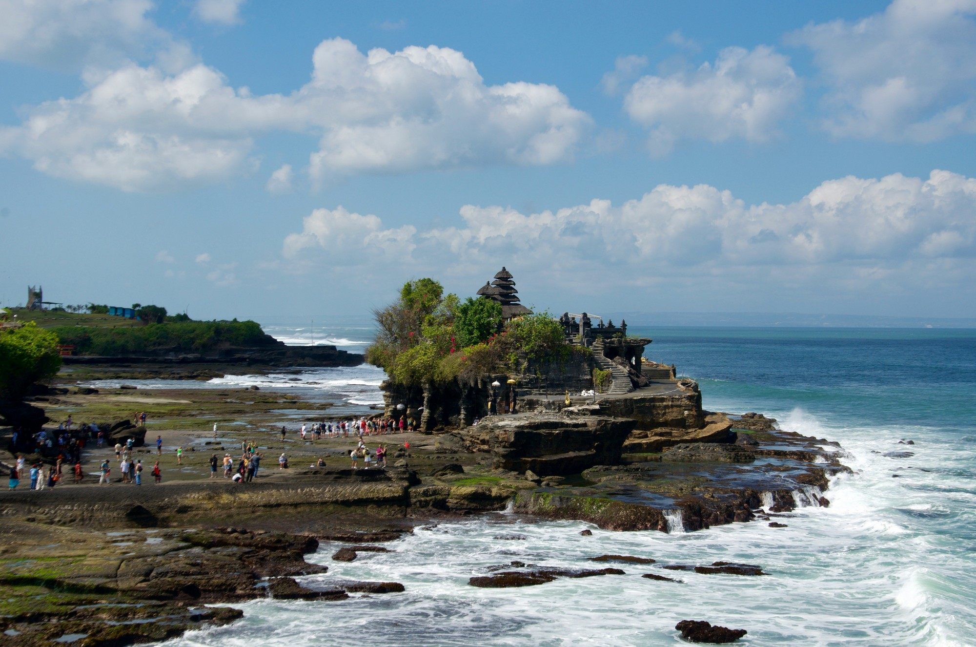 tanah-lot-tempel